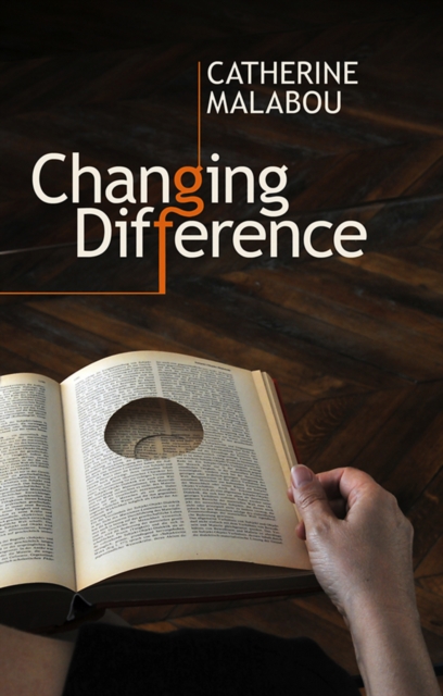 Changing Difference, Paperback / softback Book