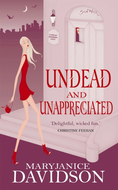 Undead And Unappreciated : Number 3 in series, Paperback / softback Book