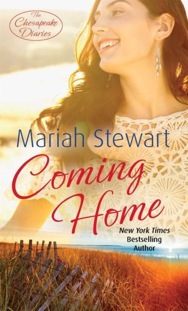 Coming Home : A heartwarming spring read, Paperback / softback Book
