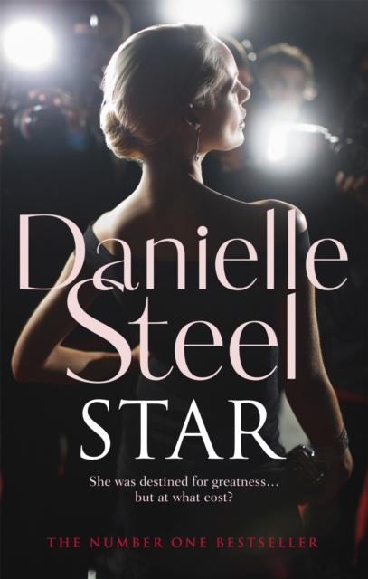 Star : An epic, unputdownable read from the worldwide bestseller, Paperback / softback Book