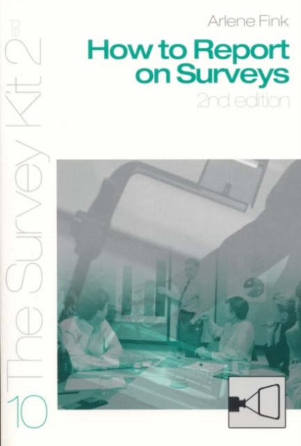 How To Report On Surveys, Paperback / softback Book