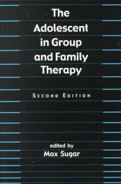 Adolescent in Group and Family Therapy, Paperback / softback Book