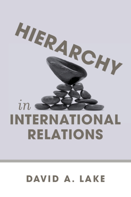 Hierarchy in International Relations, Paperback / softback Book