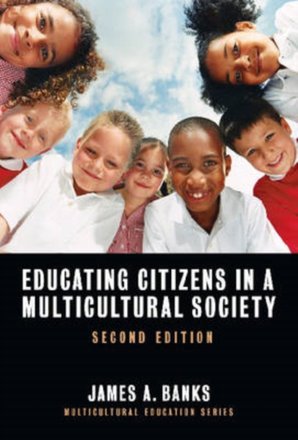 Educating Citizens in a Multicultural Society, Paperback / softback Book
