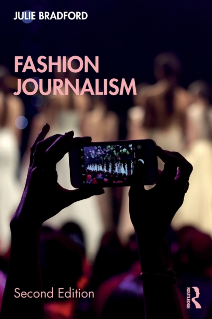 Fashion Journalism, Paperback / softback Book