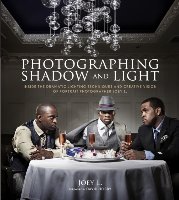 Photographing Shadow And Light, Paperback / softback Book