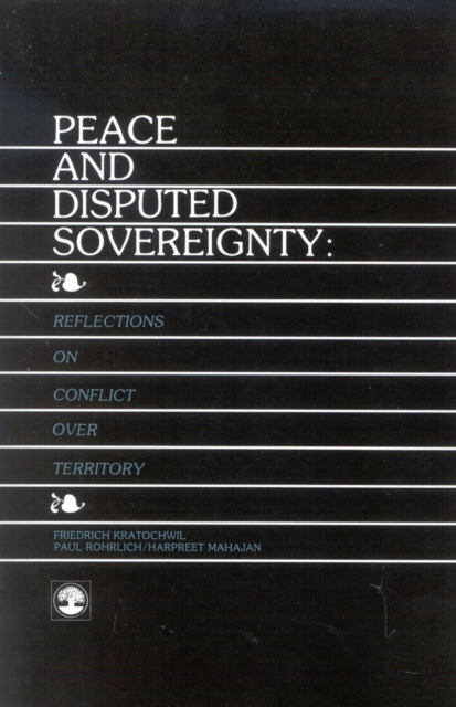 Peace and Disputed Sovereignty, Paperback / softback Book