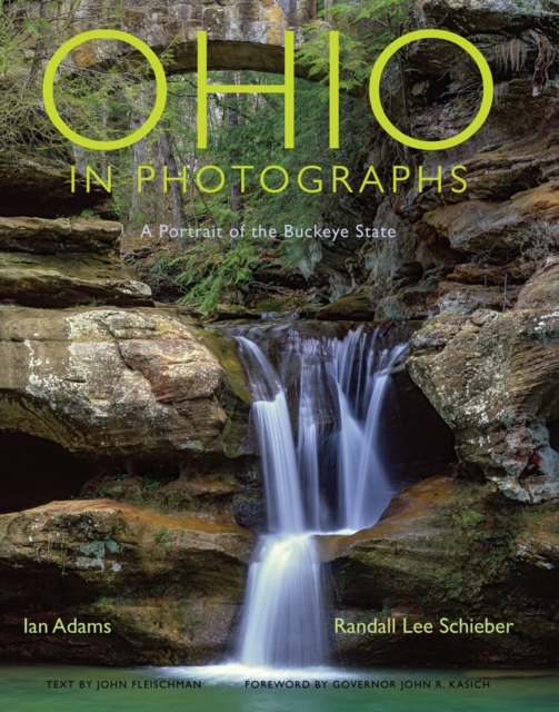 Ohio in Photographs : A Portrait of the Buckeye State, Hardback Book