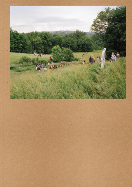 Widening the Lens: Photography, Ecology, and the Contemporary Landscape, Paperback / softback Book