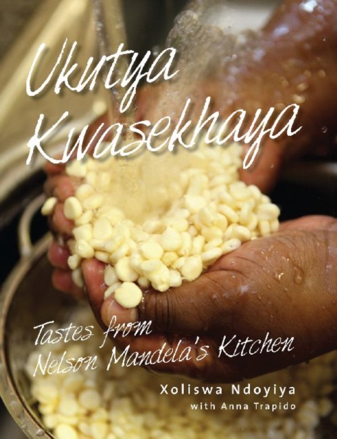 Ukutya Kwasekhaya, Hardback Book