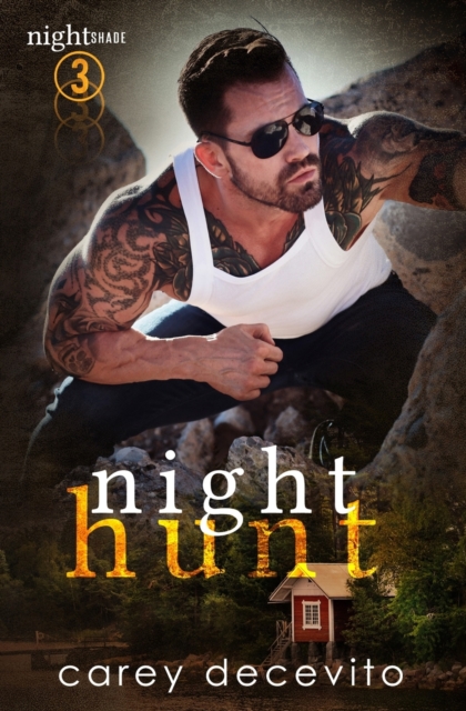 Night Hunt, Paperback / softback Book