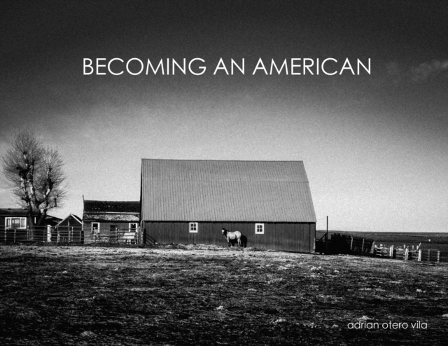 Becoming an American, Paperback / softback Book