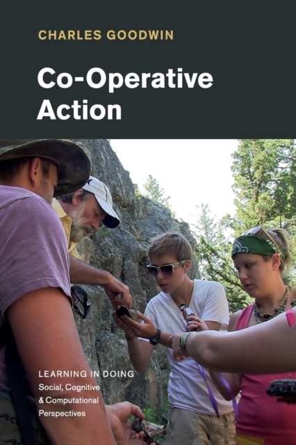 Co-Operative Action, Paperback / softback Book