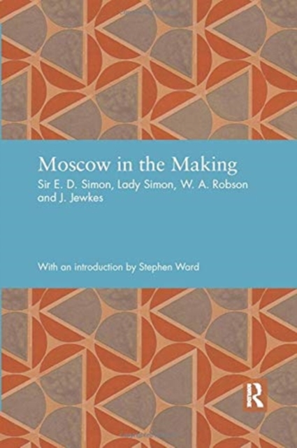 Moscow in the Making, Paperback / softback Book