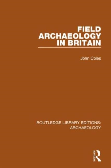 Field Archaeology in Britain, Paperback / softback Book