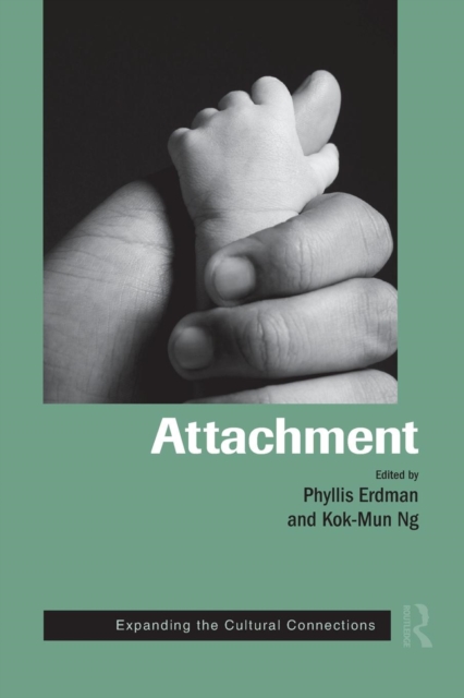 Attachment : Expanding the Cultural Connections, Paperback / softback Book