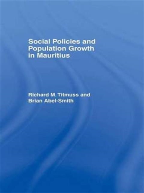 Social Policy and Population Growth in Mauritius, Paperback / softback Book