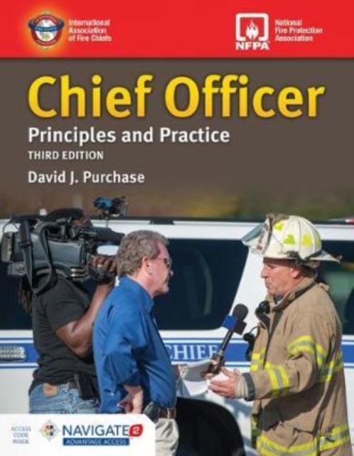 Chief Officer: Principles And Practice, Hardback Book