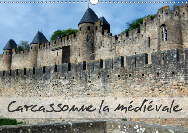Carcassonne la medievale 2019 : Carcassonne en Languedoc, une ville ancienne dominee par sa cite medievale restauree par Violet-le-Duc qui domine le canal du Midi., Calendar Book