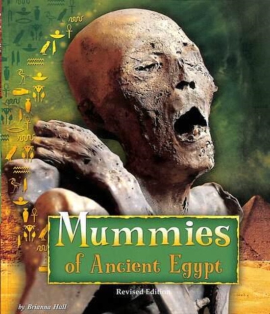 Mummies of Ancient Egypt, Paperback / softback Book