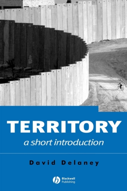 Territory : A Short Introduction, Hardback Book
