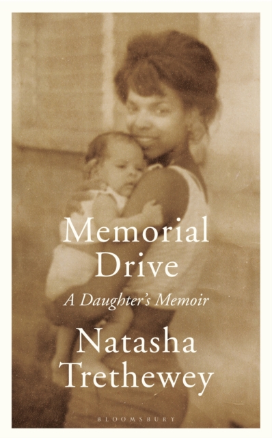 Memorial Drive : A Daughter's Memoir, Hardback Book