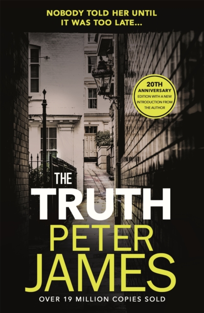 The Truth, Paperback / softback Book