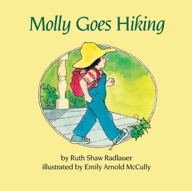 Molly Goes Hiking, Paperback / softback Book
