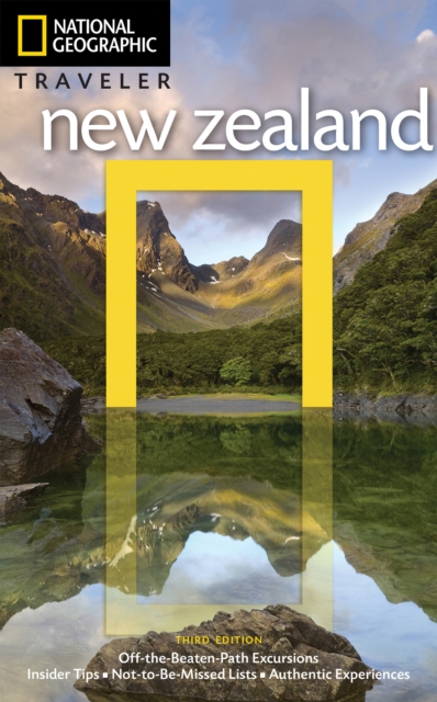 National Geographic Traveler: New Zealand 3rd Ed, Paperback / softback Book