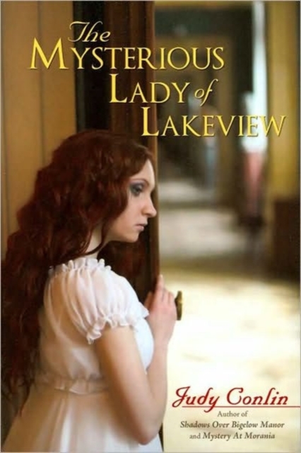The Mysterious Lady of Lakeview, Paperback / softback Book