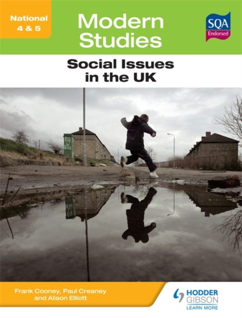 National 4 & 5 Modern Studies: Social issues in the United Kingdom, Paperback / softback Book