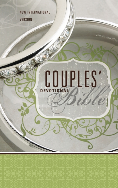 NIV Couples' Devotional Bible : For engaged and newly married couples, Hardback Book