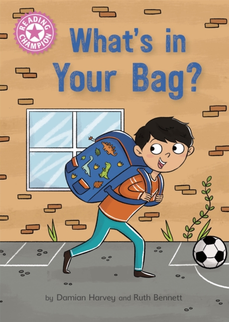Reading Champion: What's in Your Bag? : Independent Reading Pink 1a, Paperback / softback Book