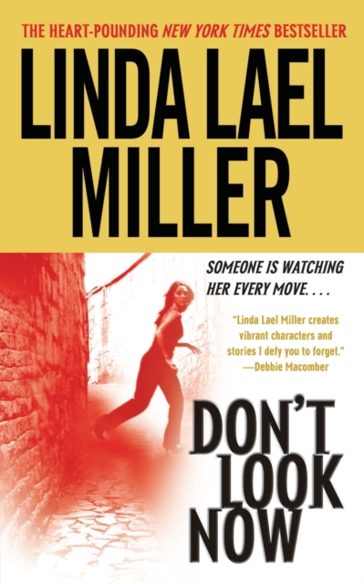 Don't Look Now : A Novel, Paperback / softback Book