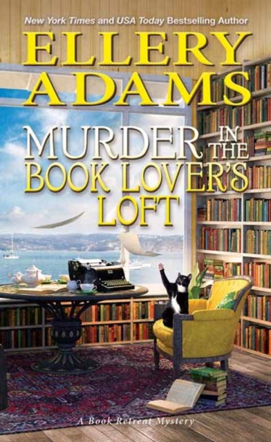 Murder in the Book Lover’s Loft, Paperback / softback Book