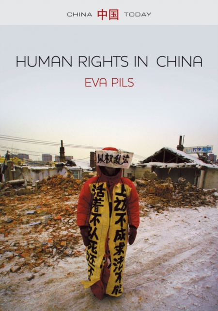 Human Rights in China : A Social Practice in the Shadows of Authoritarianism, Hardback Book