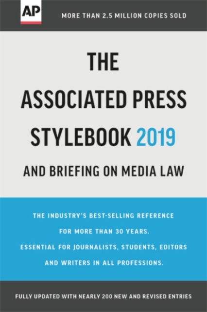 The Associated Press Stylebook 2019 : and Briefing on Media Law, Paperback / softback Book