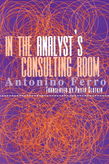 In the Analyst's Consulting Room, Paperback / softback Book