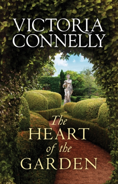 The Heart of the Garden, Paperback / softback Book