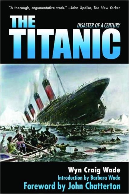 The Titanic : Disaster of a Century, Paperback / softback Book