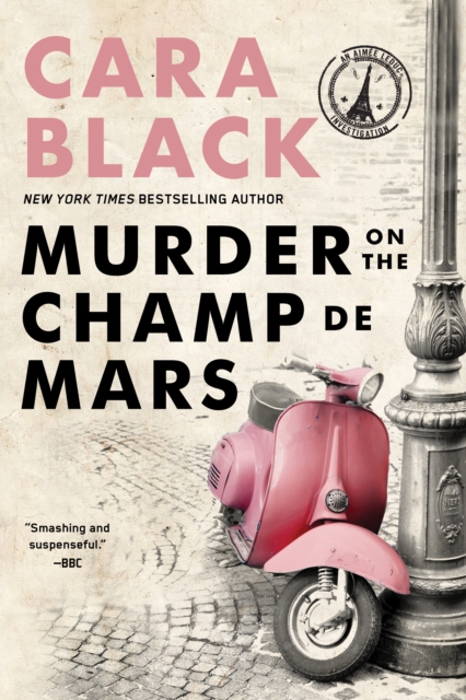 Murder On The Champ De Mars, Paperback / softback Book