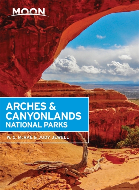 Moon Arches & Canyonlands National Parks, Second Edition, Paperback / softback Book