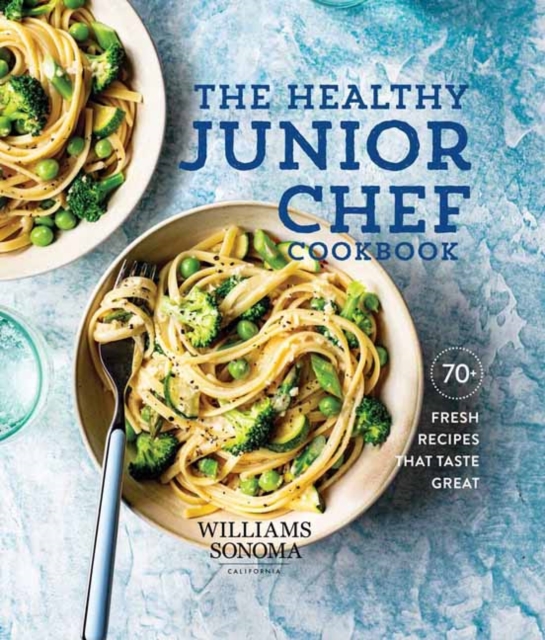 The Healthy Junior Chef Cookbook, Hardback Book