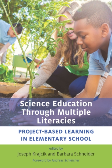 Science Education Through Multiple Literacies : Project-Based Learning in Elementary School, Paperback / softback Book