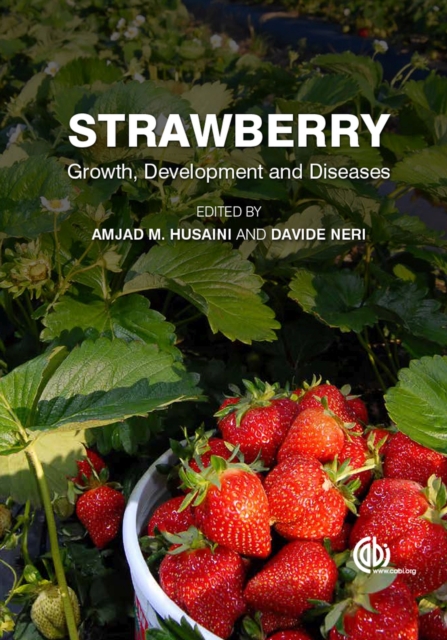 Strawberry : Growth, Development and Diseases, Hardback Book