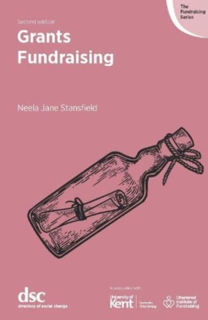 Grants Fundraising, Paperback / softback Book