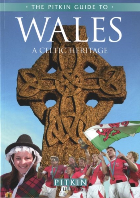 Customs and Traditions of Wales, Paperback / softback Book