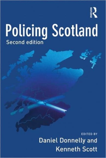 Policing Scotland, Paperback / softback Book