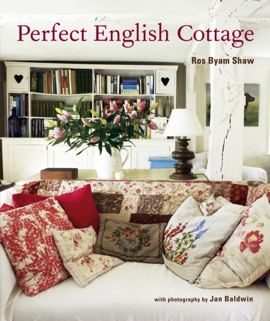 Perfect English Cottage, Hardback Book