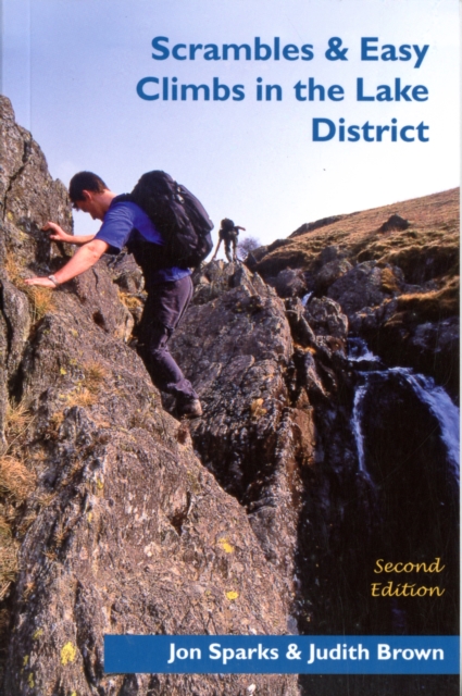Scrambles & Easy Climbs in the Lake District, Paperback / softback Book